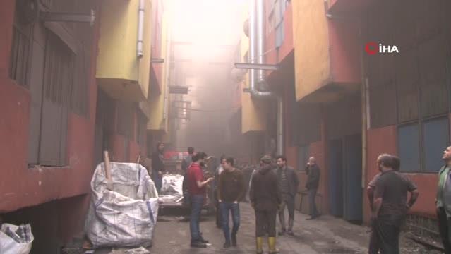 Bayrampaşa’daki plastik fabrikasında korkutan yangın