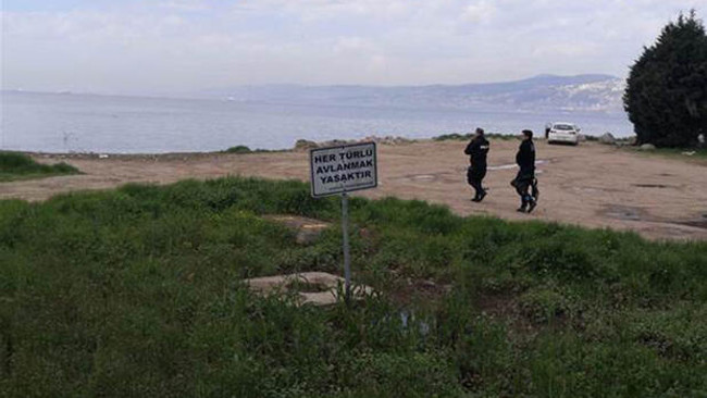 Kocaeli’de kaçak kum midyesi avcılığı yapan 4 kişiye para cezası