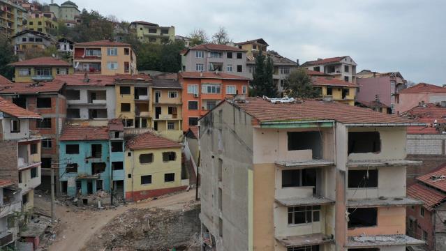Kocaeli’de çarpık kentleşmenin olduğu mahallede yatay mimarili konutlar yapılacak