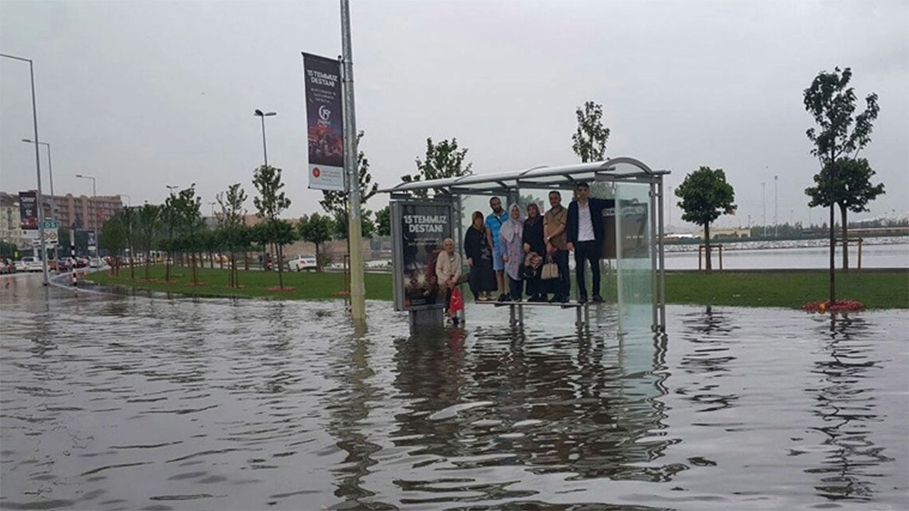 Meteorolojiden İstanbul dahil 23 kente sel ve su baskını uyarısı geldi