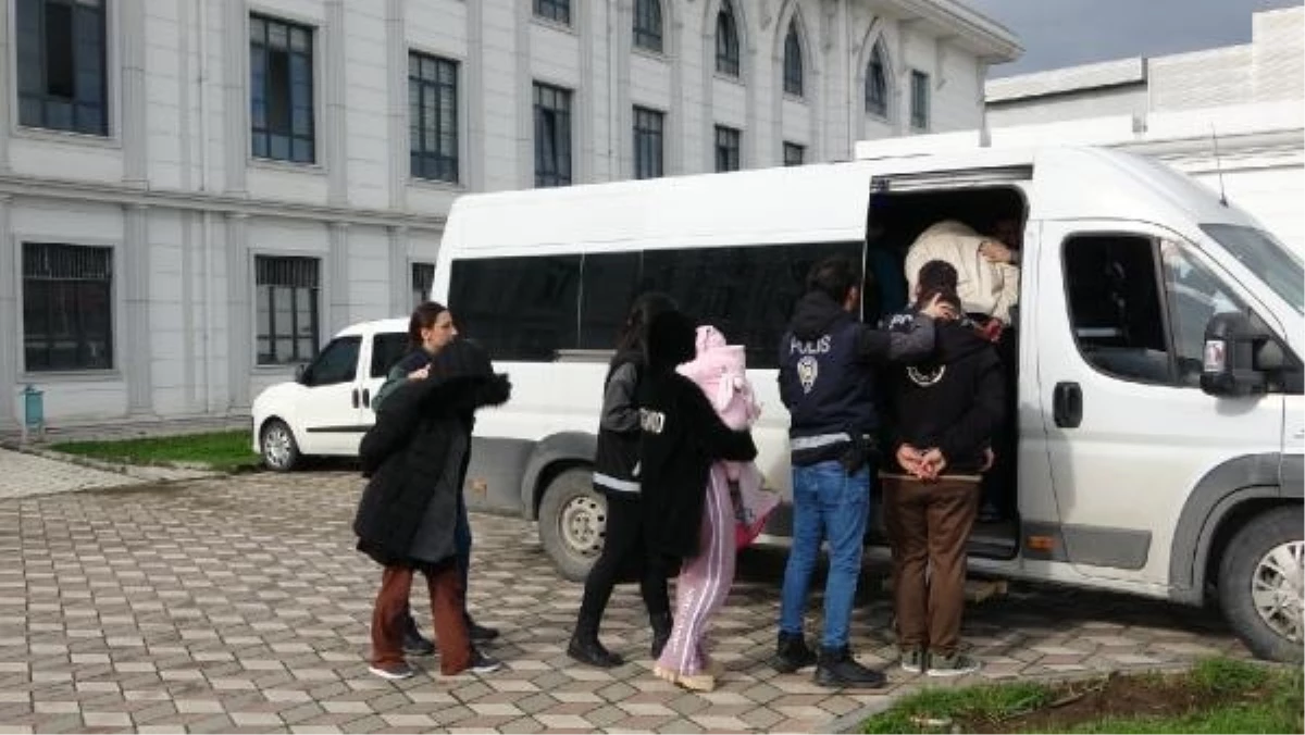 Kocaeli’de Fuhuş Çetesine Operasyon: 9 Gözaltı, 12 Kadın Kurtarıldı