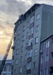 Kocaeli Gebze’de 8 katlı binanın teras katında yangın çıktı