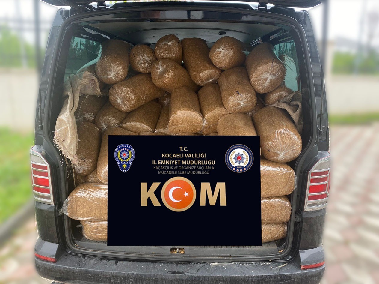 Kocaeli’de Kaçak Tütün Operasyonu: 1 Ton 100 Kilo Tütün Ele Geçirildi!