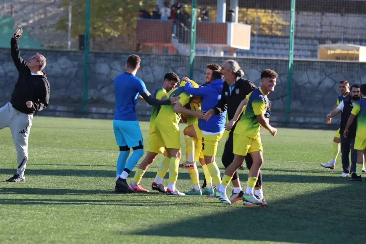 Karamürselspor son dakikada şoktan çıktı: 2-1 – Kocaeli Gazetesi