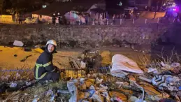 Körfez’de Park Halindeki Kamyonet Alev Aldı