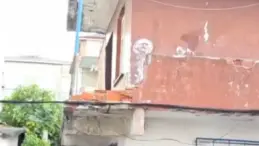 Gebze’de Balkon Çöktü, Bina Boşaltıldı