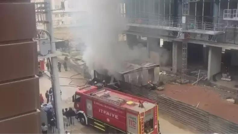 İzmit’te Konteyner Yangını