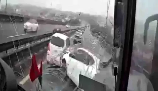 TEM Otoyolu’nda Zincirleme Kaza: 8 Yaralı