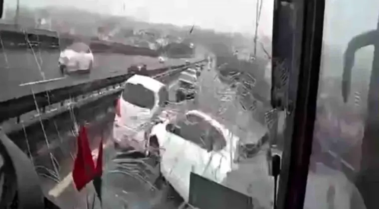 TEM Otoyolu’nda Zincirleme Kaza: 8 Yaralı